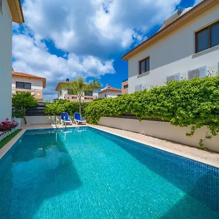 Carina For 6 Persons * Paralimni